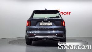 Kia Sorento Дизель 2.2 2WD 2021 года из Южной Кореи