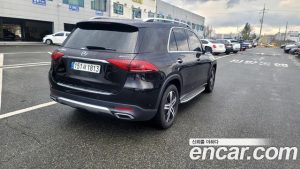 Mercedes-Benz GLE-Class GLE300d 4MATIC 2020 года из Южной Кореи