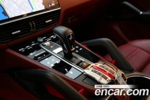Porsche Cayenne 3.0 2020 года из Южной Кореи