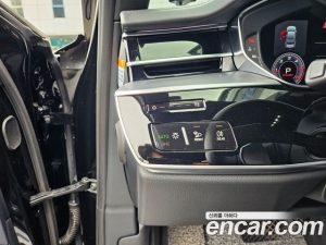 Audi A8 50 TDI 4WD 2020 года из Южной Кореи