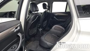 BMW X1 xDrive 18d xLine 2021 года из Южной Кореи