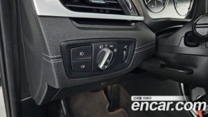 BMW X1 xDrive 18d xLine 2021 года из Южной Кореи