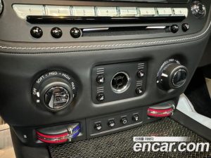 Rolls-Royce Dawn 6.6 V12 Black Badge 2020 года из Южной Кореи