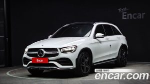 Mercedes-Benz GLC-Class GLC300 4MATIC Premium 2020 года из Южной Кореи