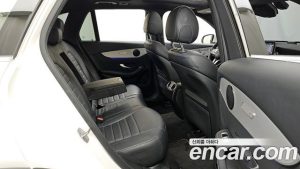 Mercedes-Benz GLC-Class GLC300 4MATIC Premium 2020 года из Южной Кореи
