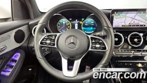 Mercedes-Benz GLC-Class GLC300 4MATIC Premium 2020 года из Южной Кореи