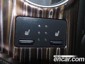 Toyota Camry 2.5 XLE HYBRID 2020 года из Южной Кореи