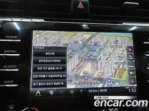 Toyota Camry 2.5 XLE HYBRID 2020 года из Южной Кореи