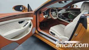 Bentley Continental 4.0 GT Azure 2023 года из Южной Кореи