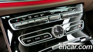 Mercedes-Benz E-Class E220d 4MATIC Exclusive 2020 года из Южной Кореи