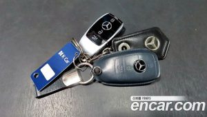 Mercedes-Benz E-Class E220d 4MATIC Exclusive 2020 года из Южной Кореи