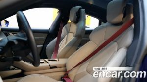 Porsche Taycan 4S 2021 года из Южной Кореи