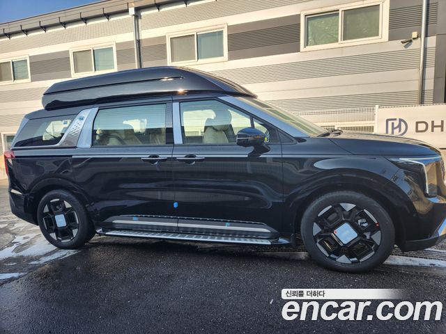 Kia Carnival HEV 9-Seater HI-Limousine 2024 года из Кореи