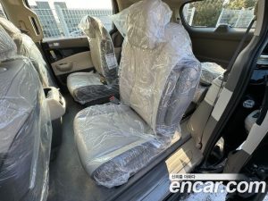Kia Carnival HEV 9-Seater HI-Limousine 2024 года из Южной Кореи