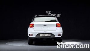 Hyundai Venue 1.6 Flux 2023 года из Южной Кореи