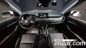 Kia Seltos Дизель 1.6 4WD 2020 года из Южной Кореи