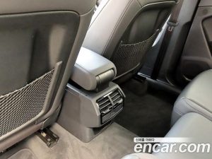 Audi Q3 35 TDI Premium 2020 года из Южной Кореи