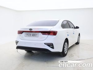 Kia K3 2020 года из Южной Кореи