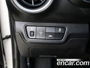 Kia K3 2020 года из Южной Кореи