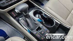 Kia Carnival 9-Seater Noblesse Special 2020 года из Южной Кореи
