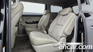 Kia Carnival 9-Seater Noblesse Special 2020 года из Южной Кореи
