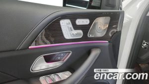 Mercedes-Benz GLE-Class GLE300d 4MATIC 2023 года из Южной Кореи
