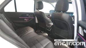 Mercedes-Benz GLE-Class GLE300d 4MATIC 2023 года из Южной Кореи