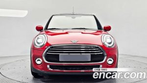 Mini Cooper Convertible DEFAULT 2020 года из Южной Кореи