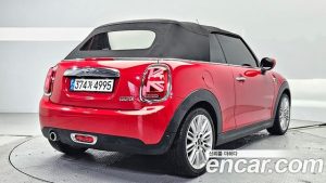 Mini Cooper Convertible DEFAULT 2020 года из Южной Кореи