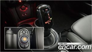 Mini Cooper Convertible DEFAULT 2020 года из Южной Кореи