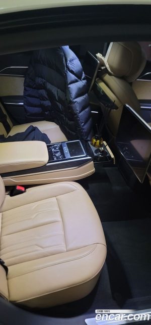 Audi A8 60 TFSI 4WD LWB 2021 года из Южной Кореи