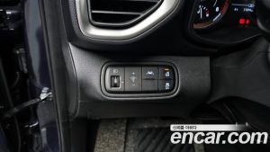 Hyundai Venue 1.6 Modern 2021 года из Южной Кореи
