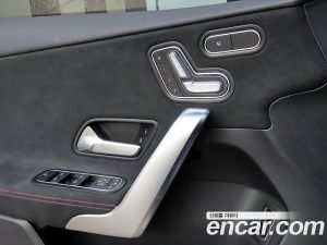 Mercedes-Benz A-Class A250 4MATIC SEDAN 2020 года из Южной Кореи