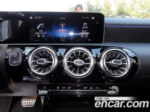 Mercedes-Benz A-Class A250 4MATIC SEDAN 2020 года из Южной Кореи