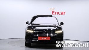 Volkswagen Touareg 3.0 TDI R-Line 2020 года из Южной Кореи