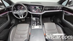 Volkswagen Touareg 3.0 TDI R-Line 2020 года из Южной Кореи