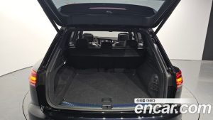 Volkswagen Touareg 3.0 TDI R-Line 2020 года из Южной Кореи