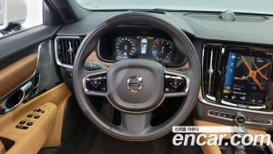 Volvo S90 T5 Inscription 2020 года из Южной Кореи