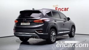 Hyundai Santafe Дизель 2.2 2WD 2020 года из Южной Кореи