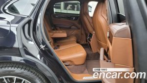 Porsche Cayenne 3.0 Coupe 2020 года из Южной Кореи