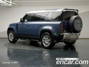 Land Rover Defender 110 D240 S 2020 года из Южной Кореи