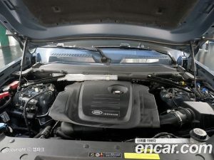 Land Rover Defender 110 D240 S 2020 года из Южной Кореи