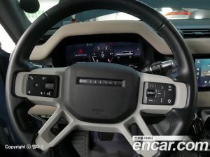 Land Rover Defender 110 D240 S 2020 года из Южной Кореи
