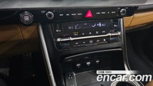 Kia Carnival 9-Seater Prestige 2022 года из Южной Кореи