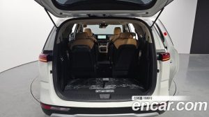 Kia Carnival 9-Seater Prestige 2022 года из Южной Кореи