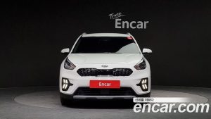 Kia Niro 1.6 HEV 2021 года из Южной Кореи