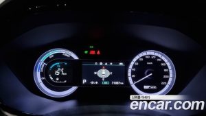 Kia Niro 1.6 HEV 2021 года из Южной Кореи