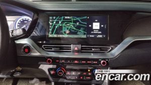 Kia Niro 1.6 HEV 2021 года из Южной Кореи