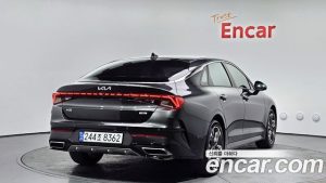 Kia K5 Signature 2023 года из Южной Кореи
