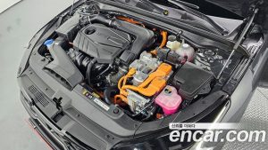 Kia K5 Signature 2023 года из Южной Кореи